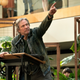 Image for article titled Chris Cooper delivers a truly bizarre speech on a fun and fast-paced Homecoming
